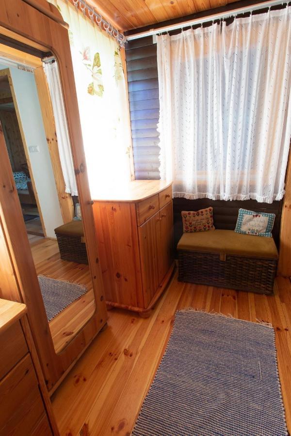 Appartement Barna Fahaz à Tarnaszentmaria Extérieur photo