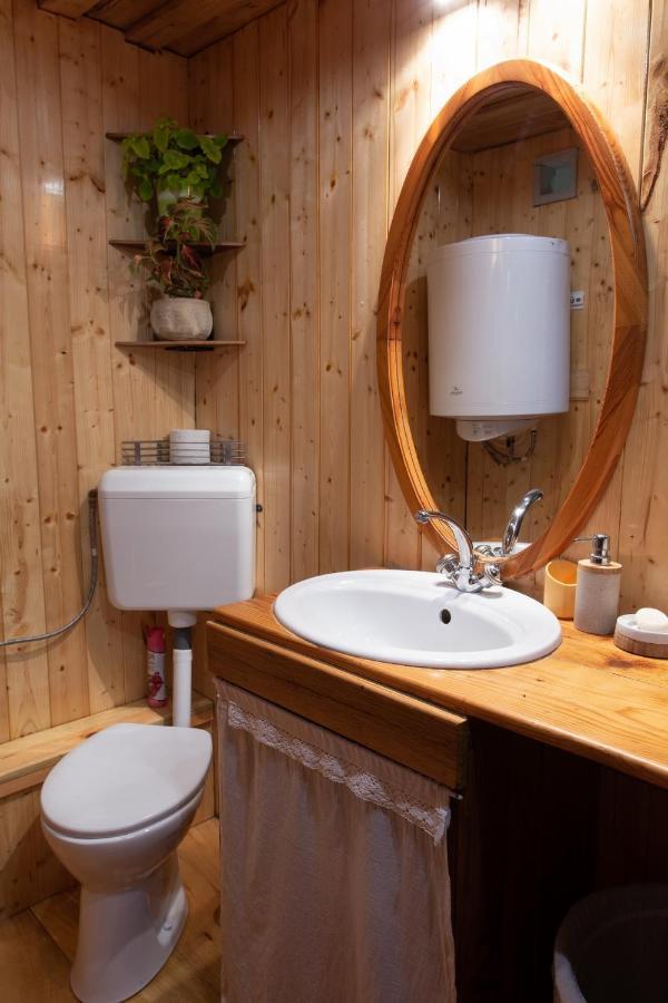 Appartement Barna Fahaz à Tarnaszentmaria Extérieur photo